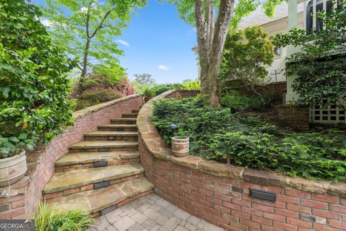 4613 Crepe Myrtle Circle SE Marietta GA 30067