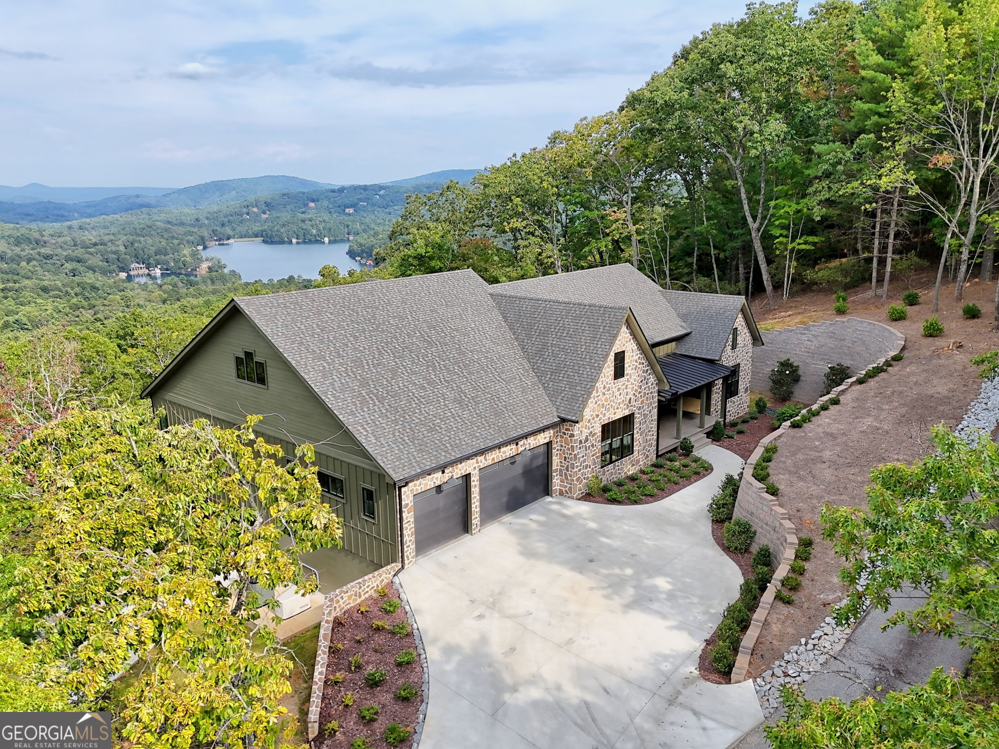 1095 Rabun Bluffs Drive Lakemont GA 30552