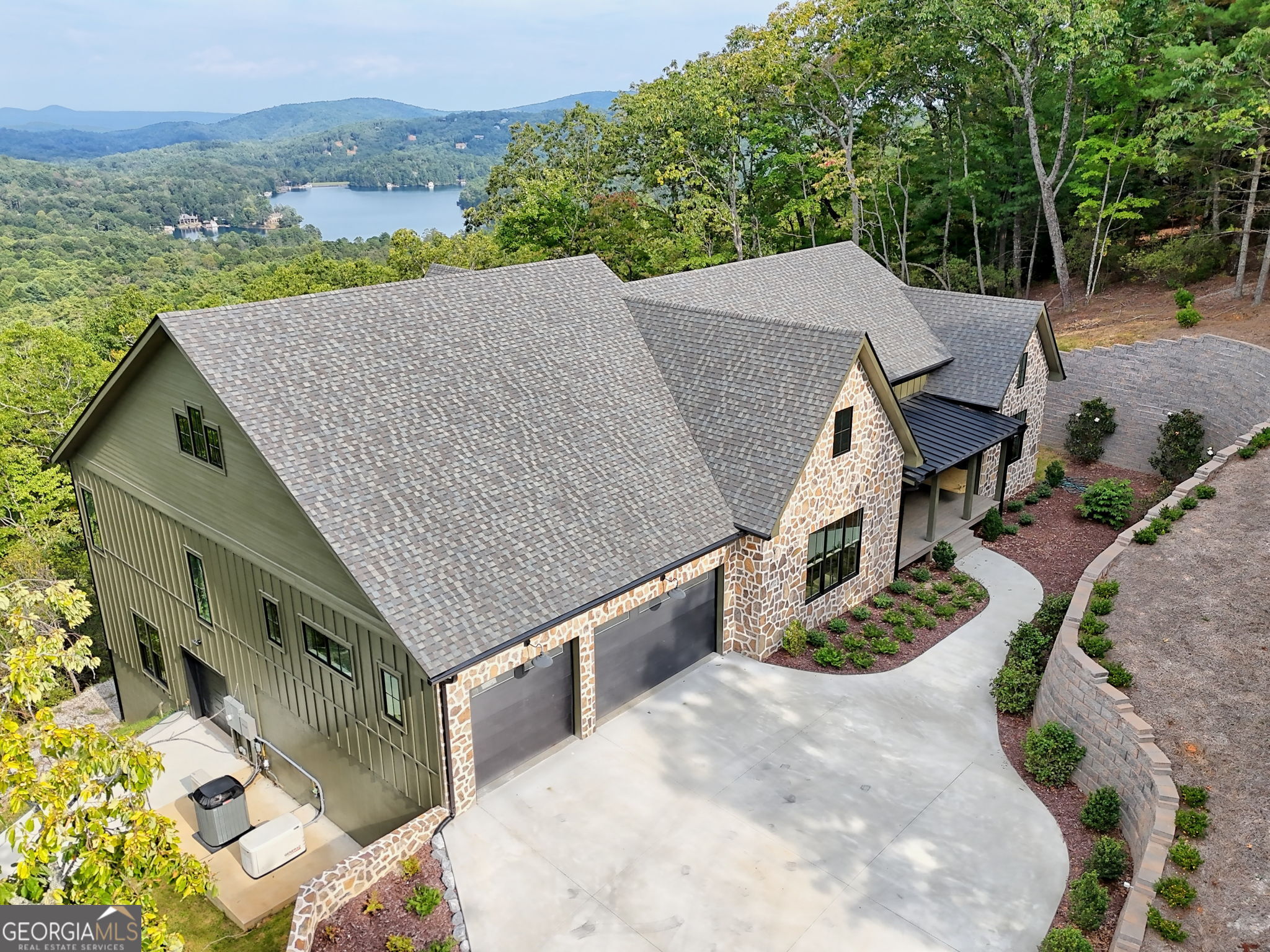 1095 Rabun Bluffs Drive Lakemont GA 30552