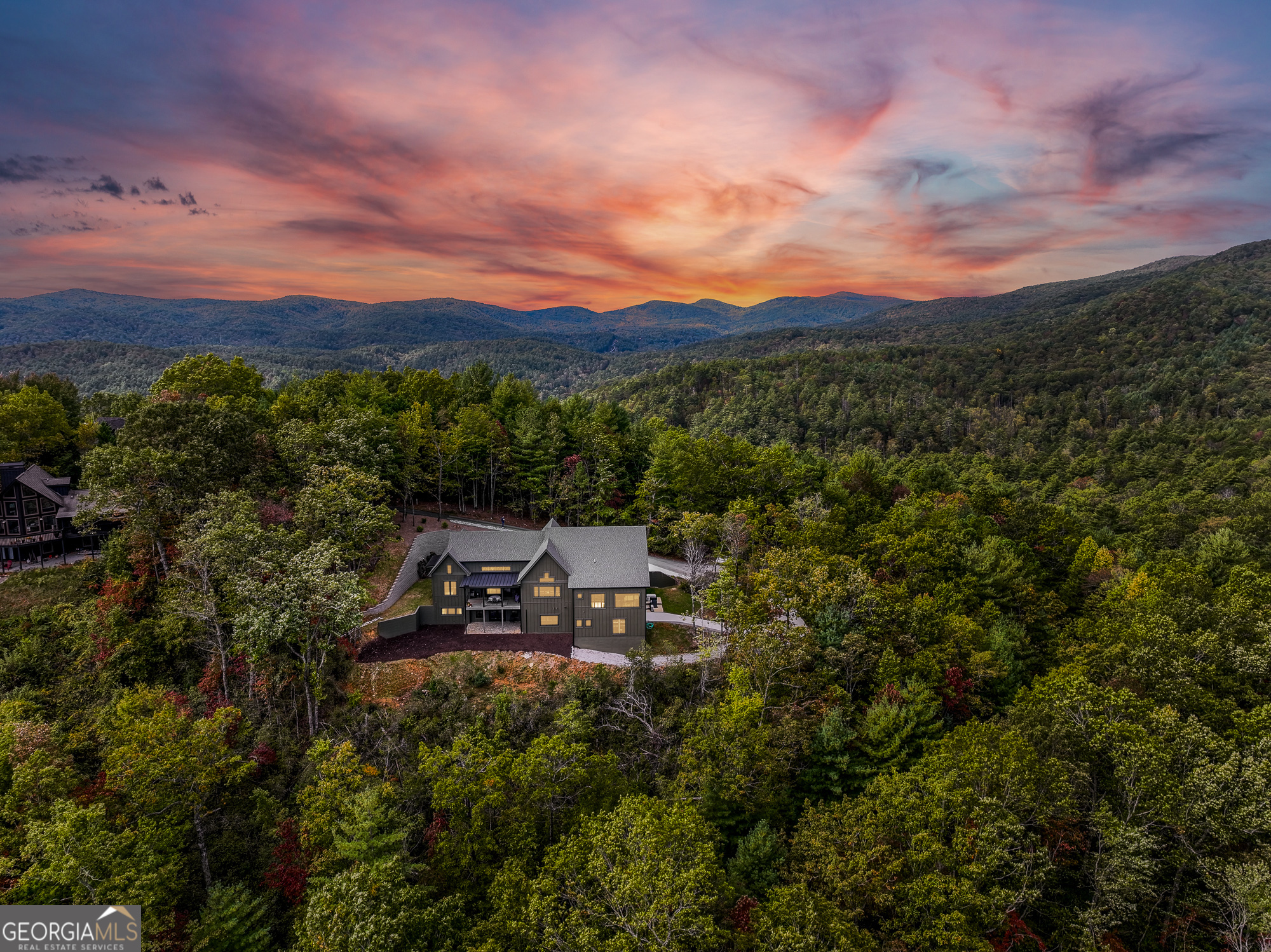 1095 Rabun Bluffs Drive Lakemont GA 30552