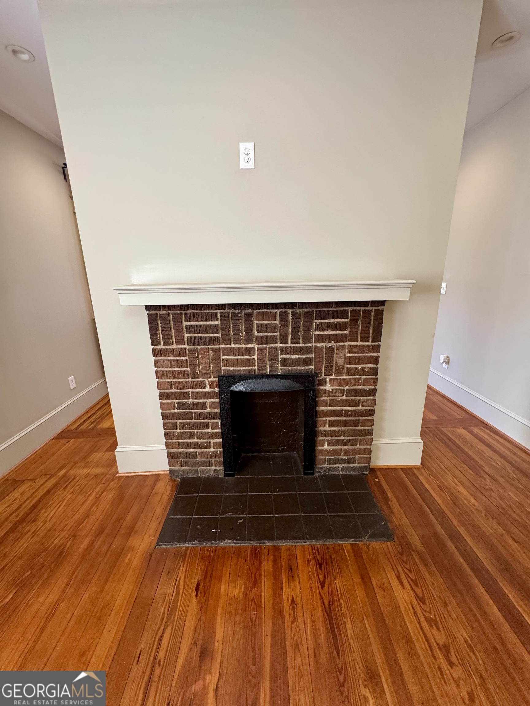 2482 Maple Street East Point GA 30344