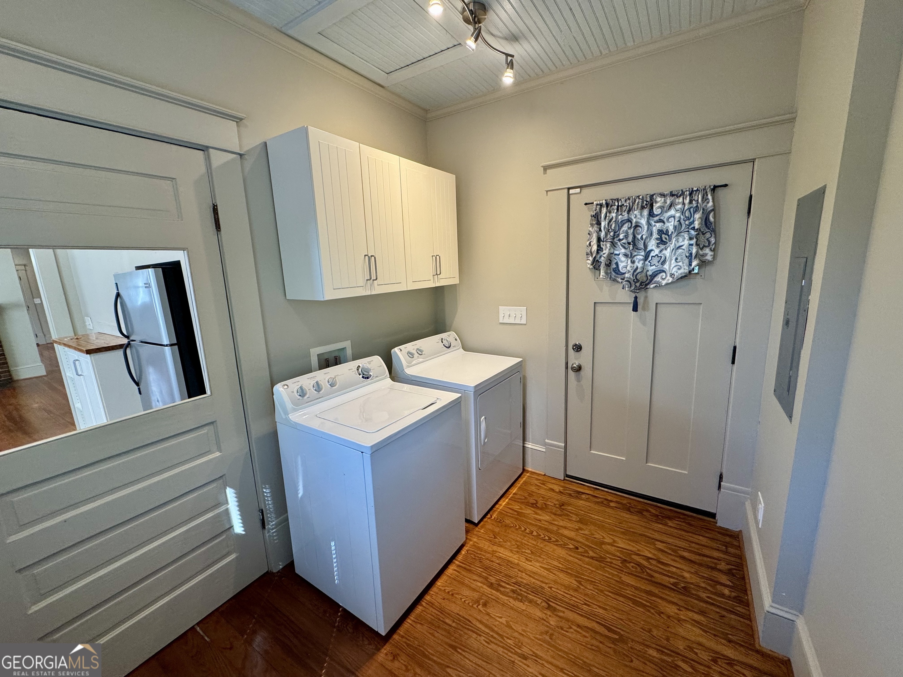 2482 Maple Street East Point GA 30344