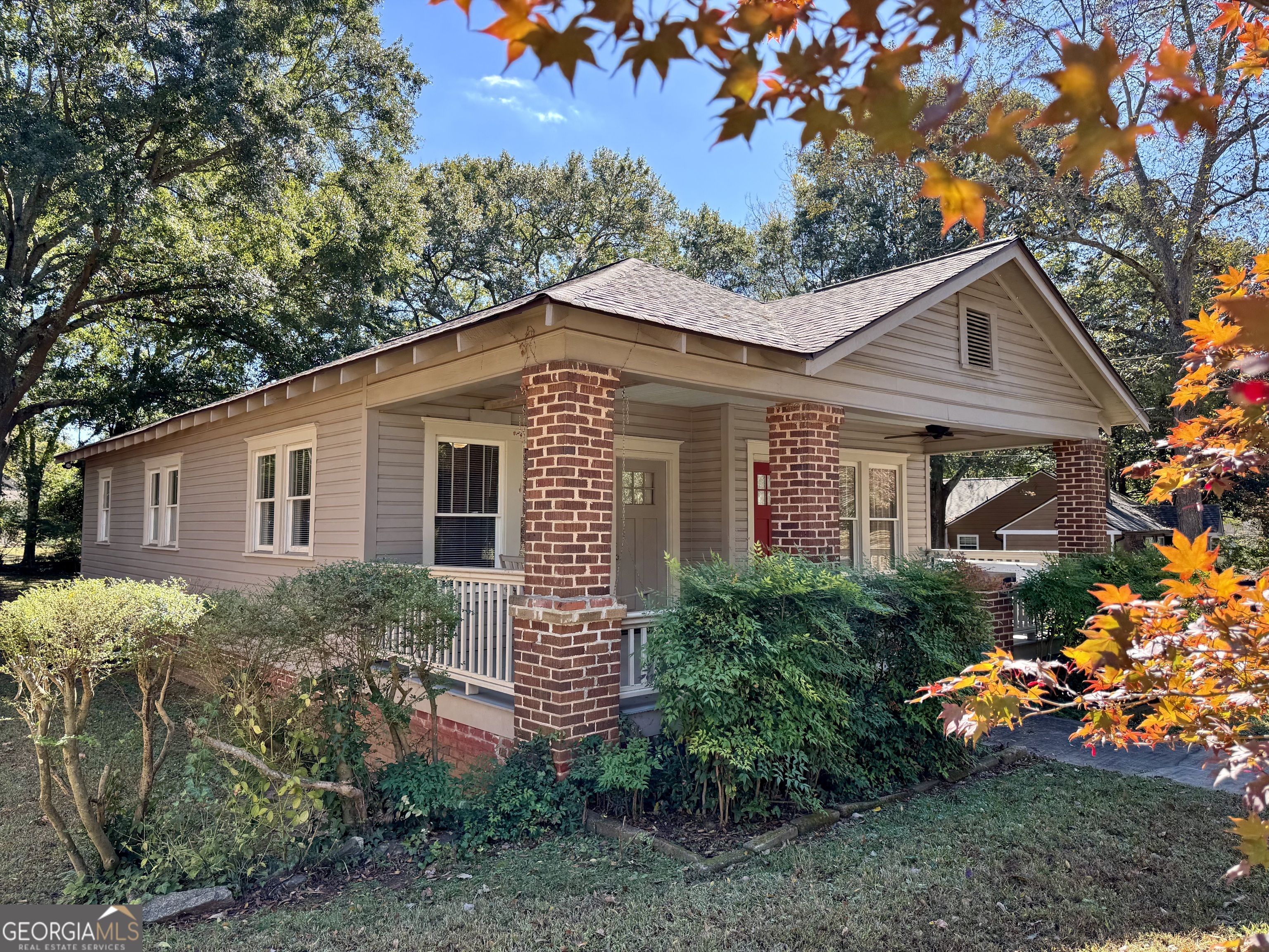 2482 Maple Street East Point GA 30344
