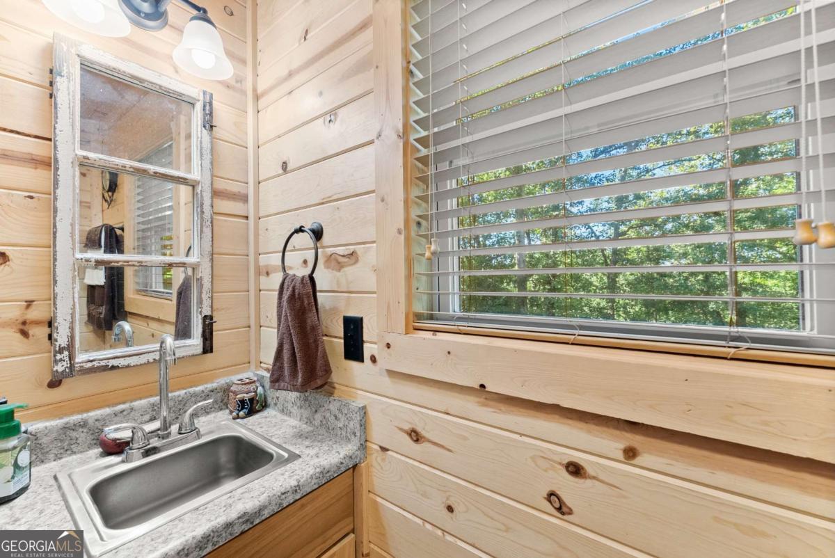 318 Jim Grizzle Road Royston GA 30662
