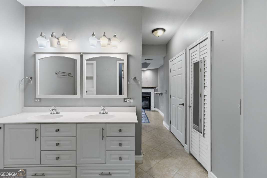 416 Electric Avenue Clayton GA 30525