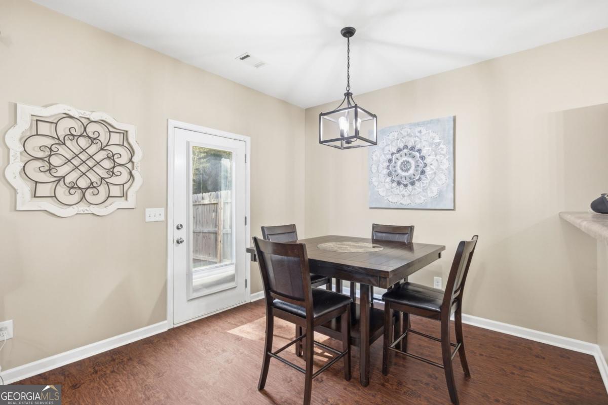 536 Oakside Place Acworth GA 30102