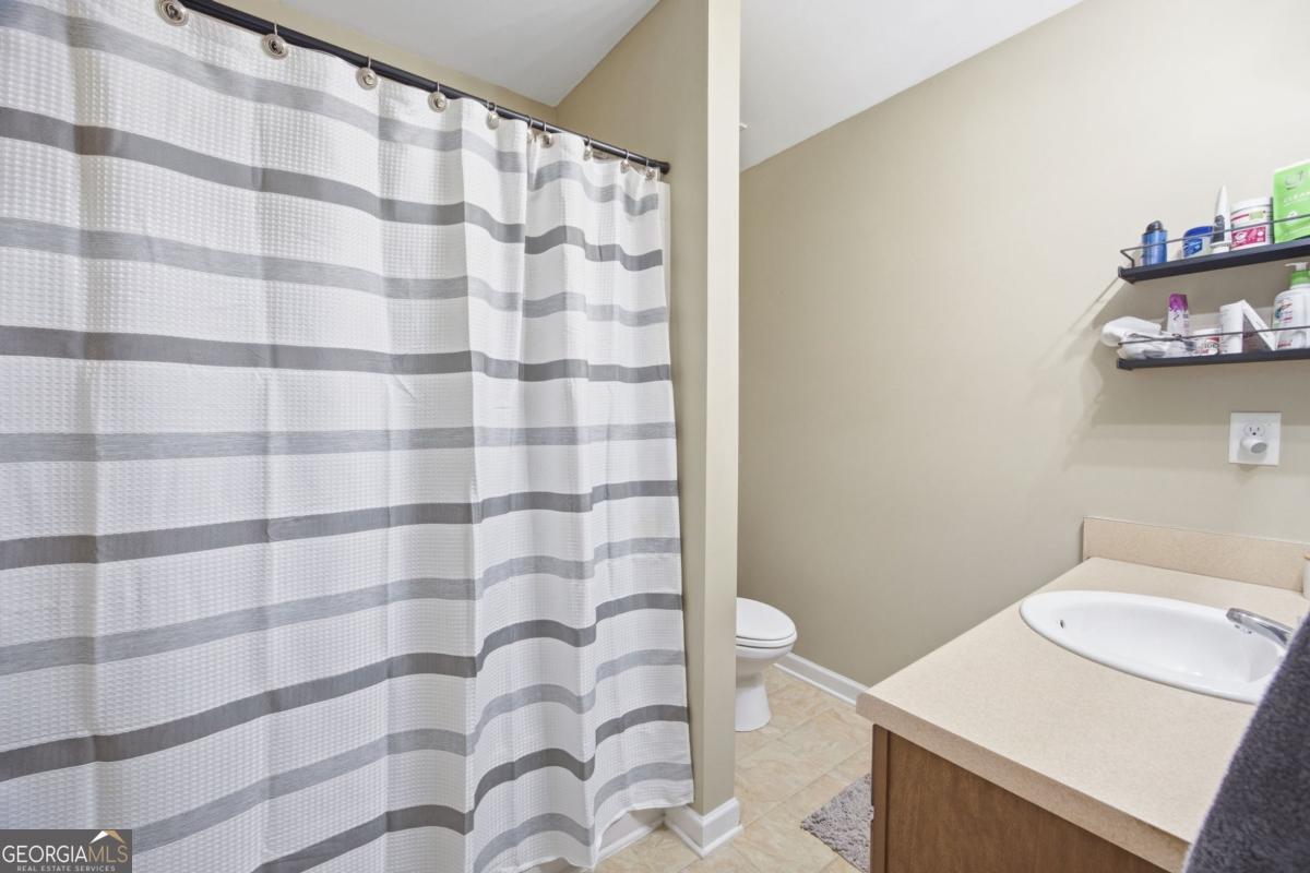 536 Oakside Place Acworth GA 30102