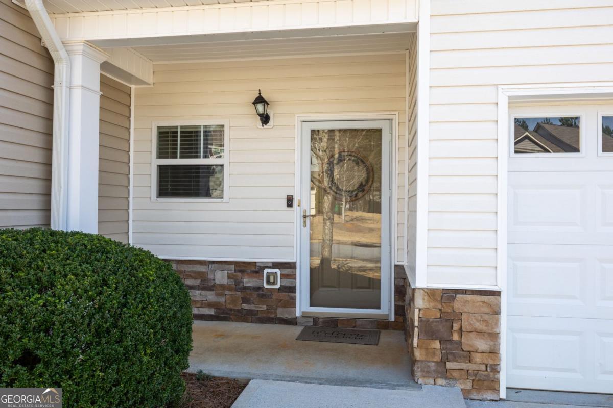 536 Oakside Place Acworth GA 30102