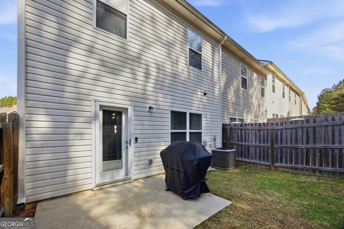 536 Oakside Place Acworth GA 30102