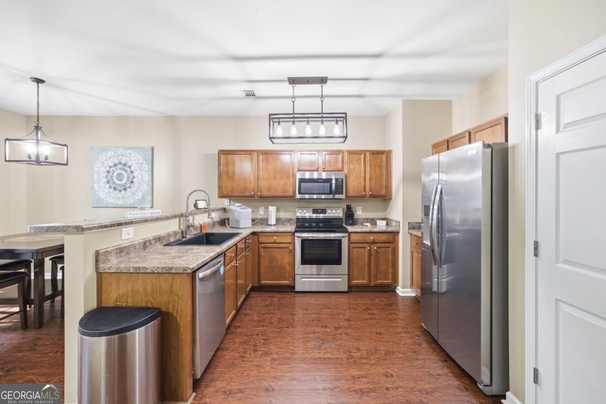 536 Oakside Place Acworth GA 30102