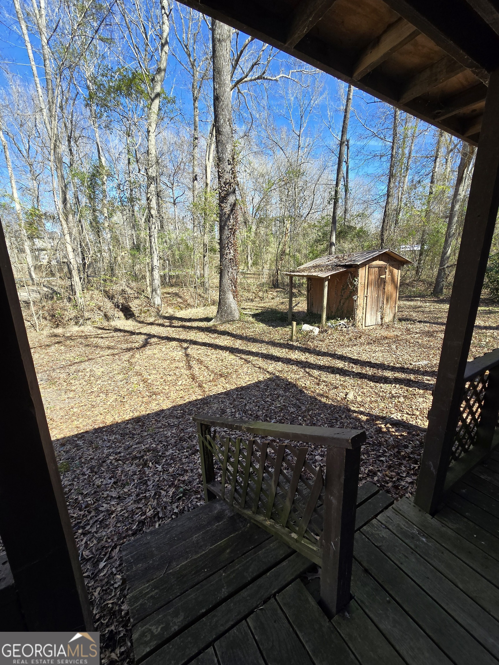 166 Lakeshore Drive N Ivey GA 31031