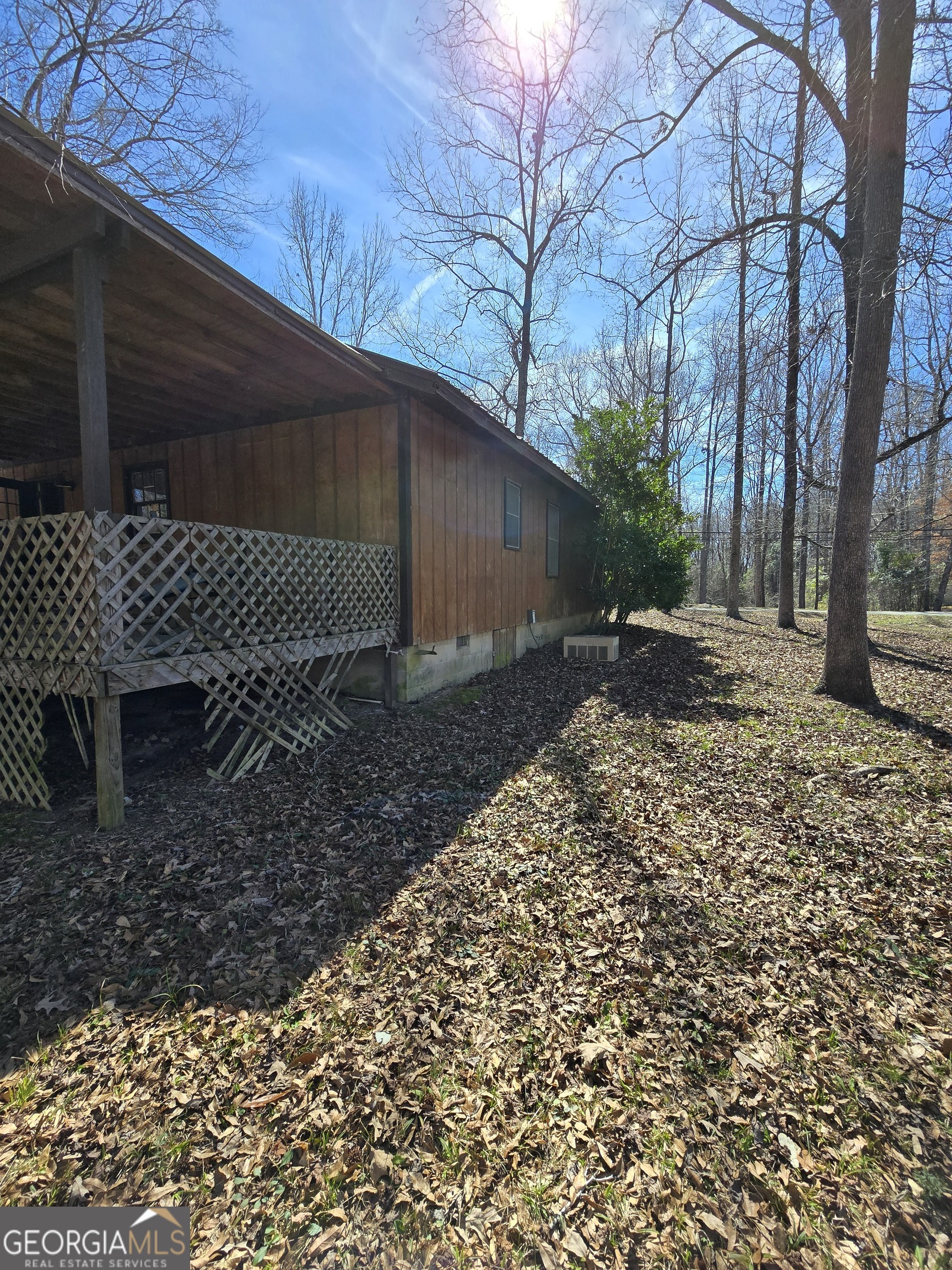 166 Lakeshore Drive N Ivey GA 31031
