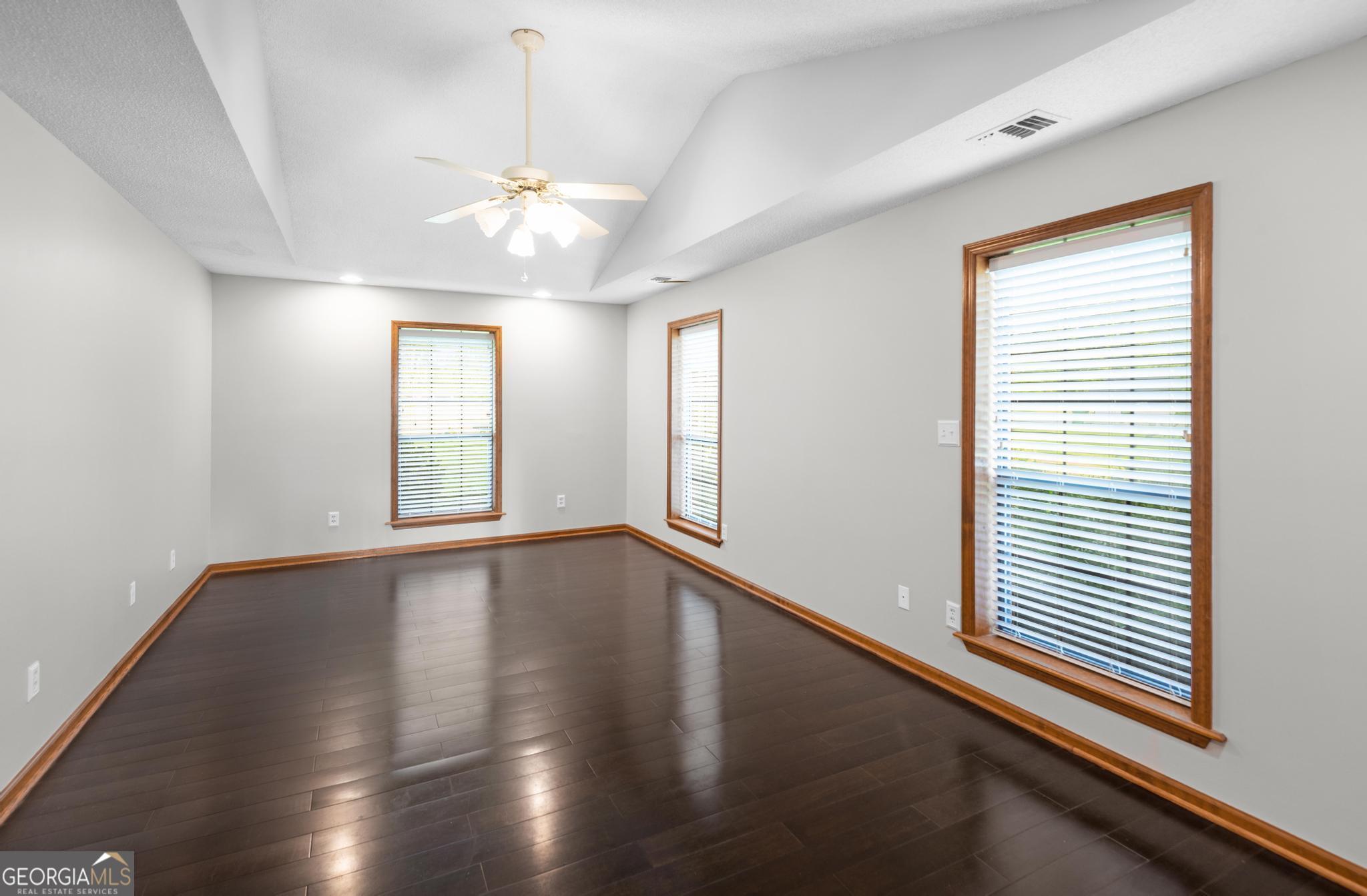 4909 Perry Road Claxton GA 30417
