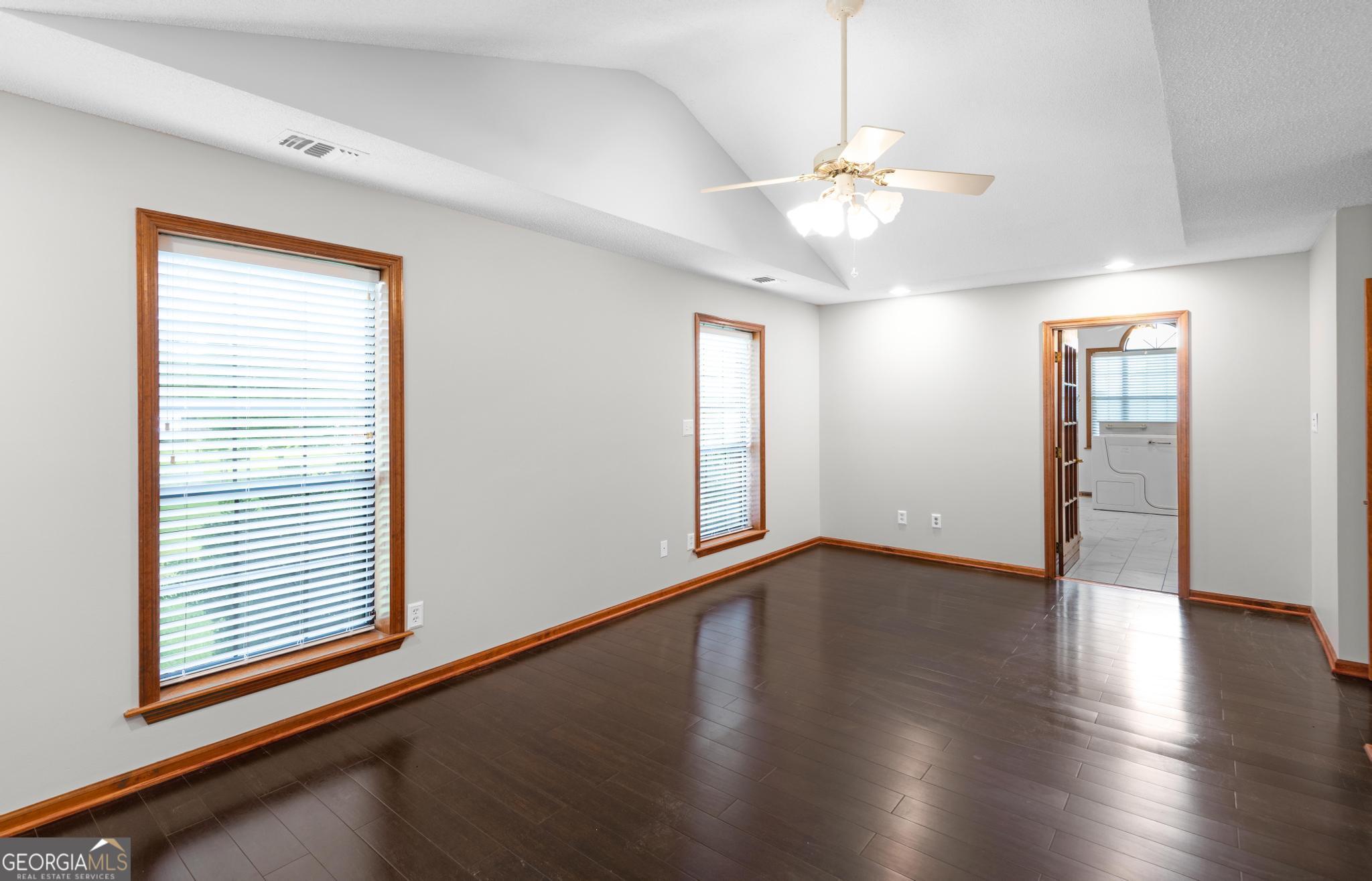 4909 Perry Road Claxton GA 30417
