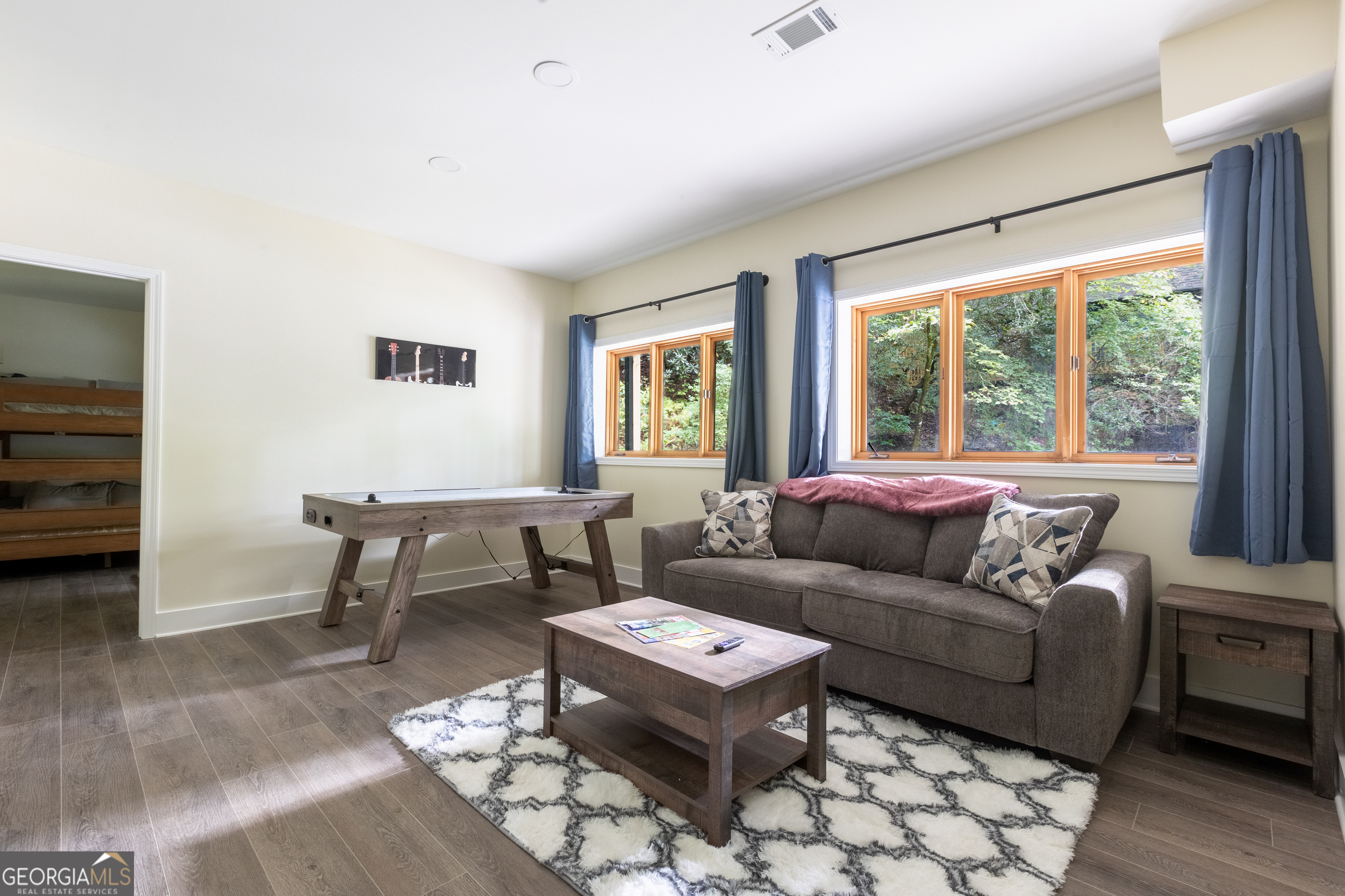 258 Ber Weg Helen GA 30545