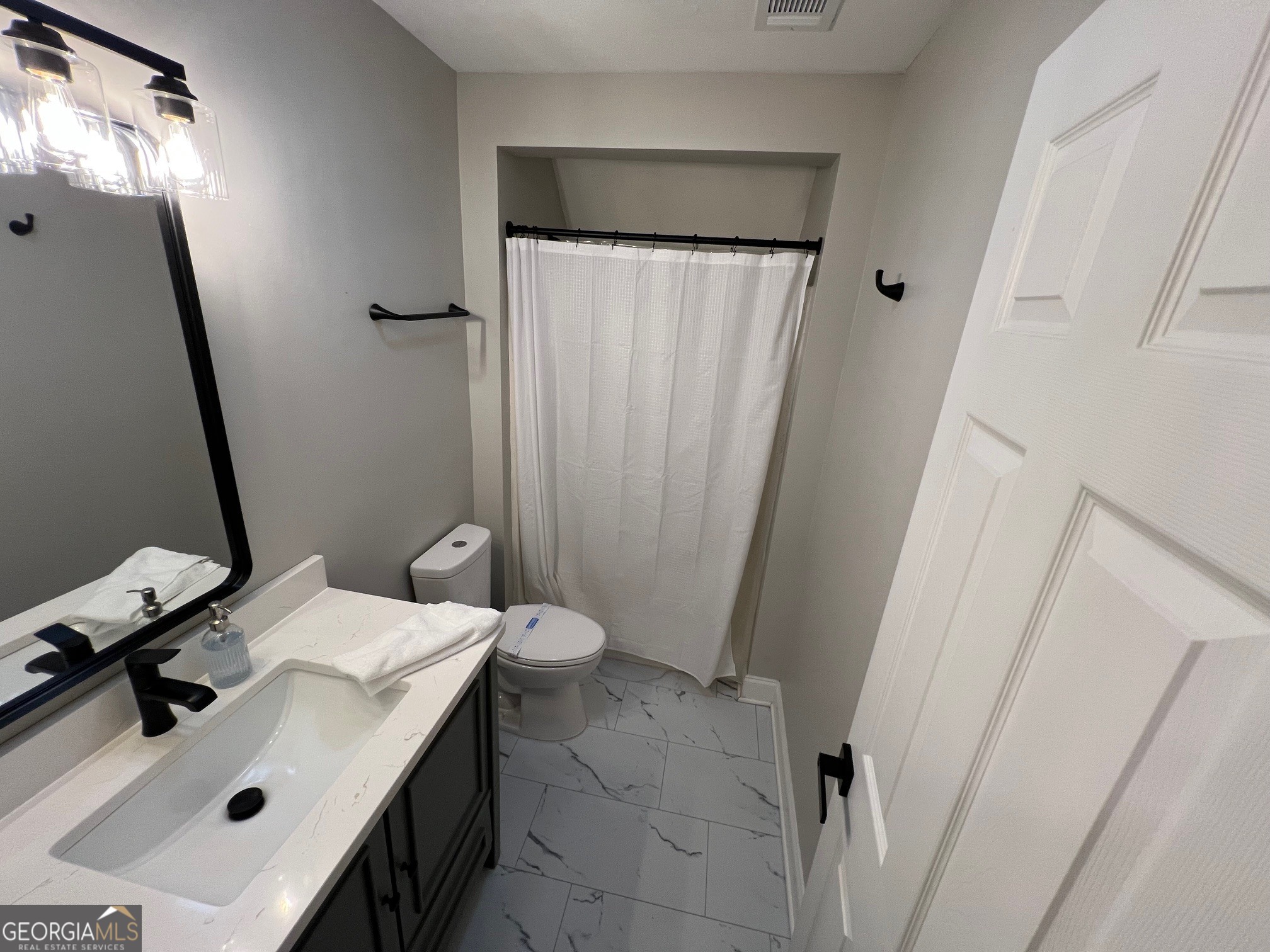 258 Ber Weg Helen GA 30545