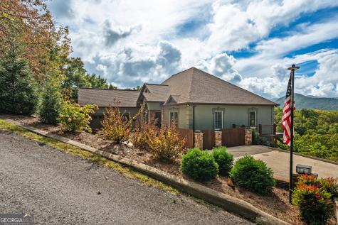 2602 The Ridges Hiawassee GA 30546