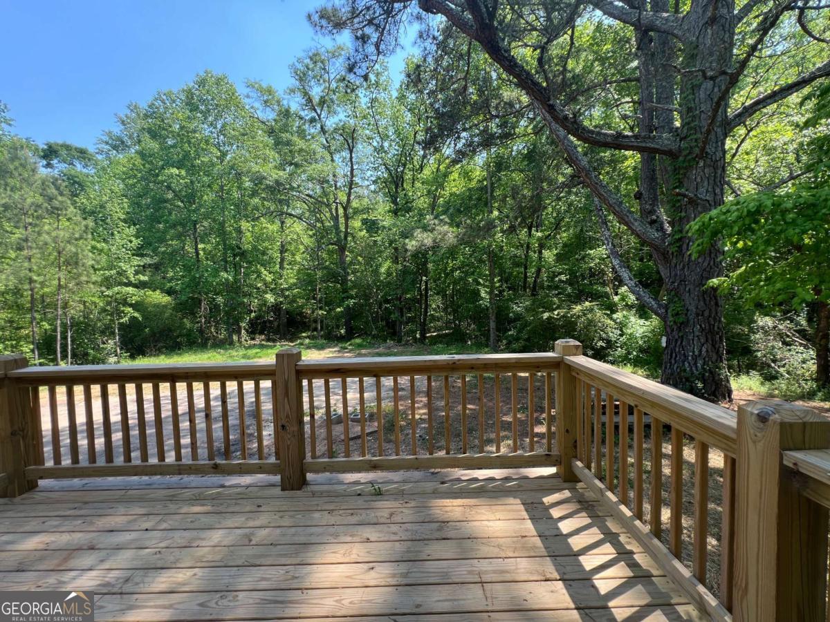 6476 Highway 72 Carlton GA 30627