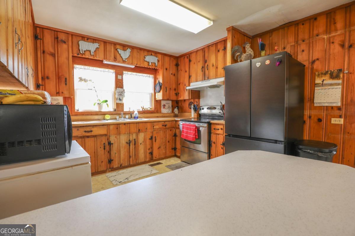 126 Brookwood Drive Irwinton GA 31042