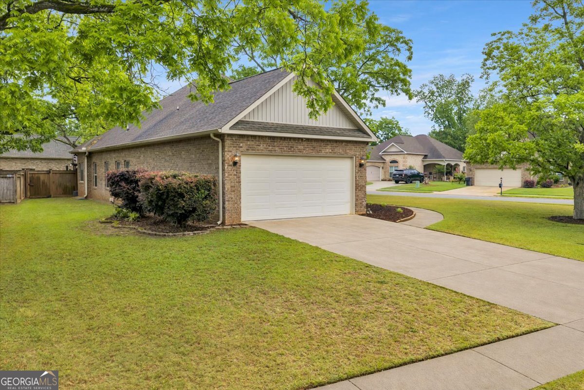 200 Greythorne Drive Kathleen GA 31047