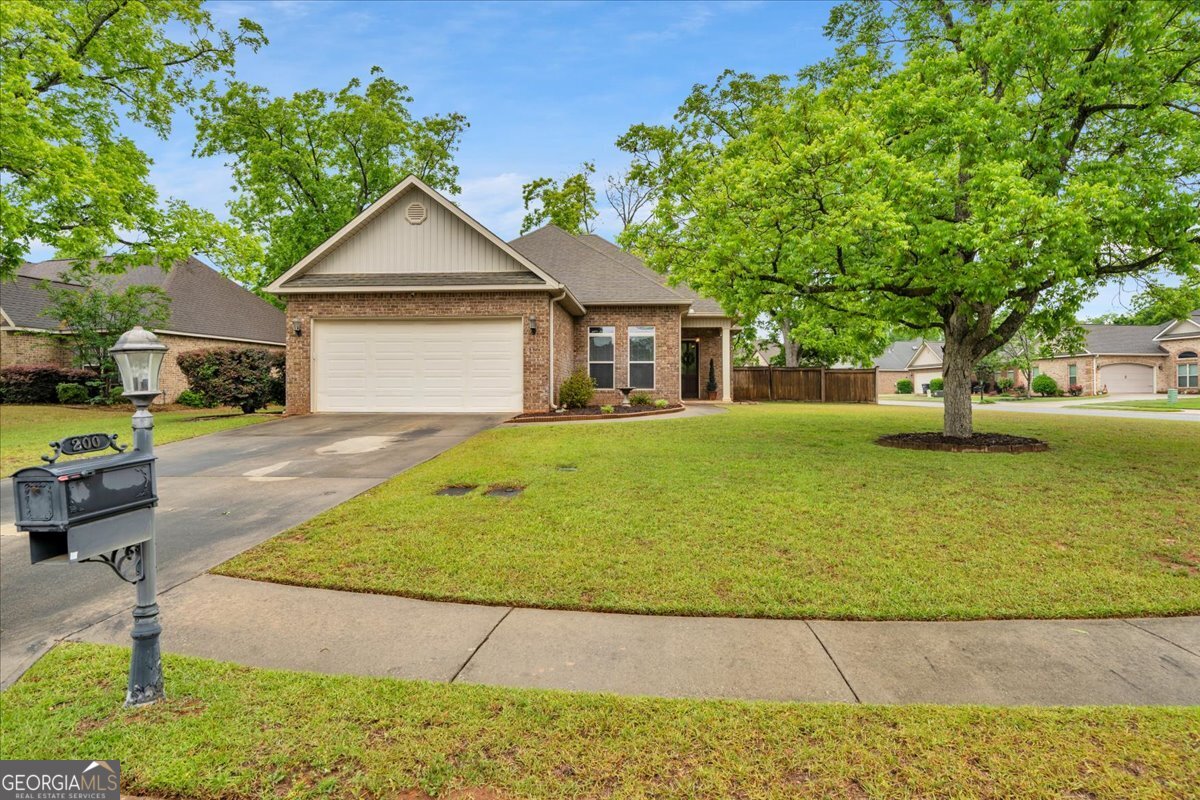 200 Greythorne Drive Kathleen GA 31047