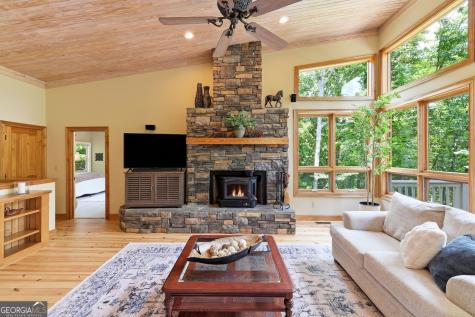 629 Monroe Ridge Road Sautee Nacoochee GA 30571