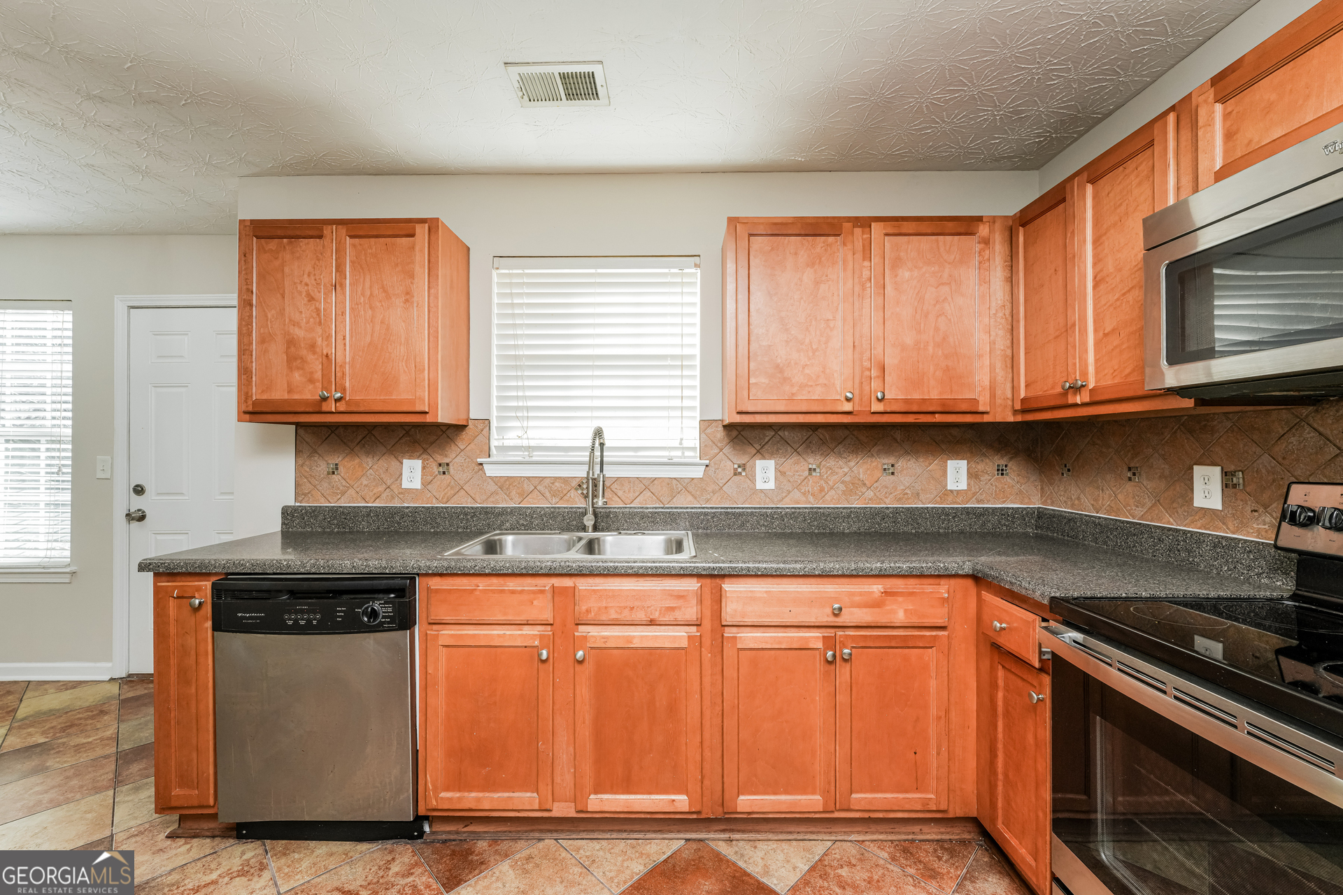 8097 Kylie Court Riverdale GA 30274