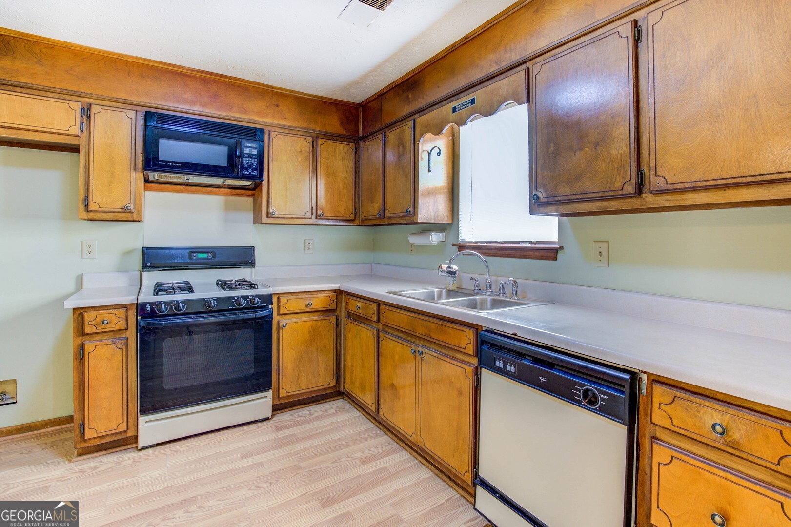 290 Lori Lane Riverdale GA 30296