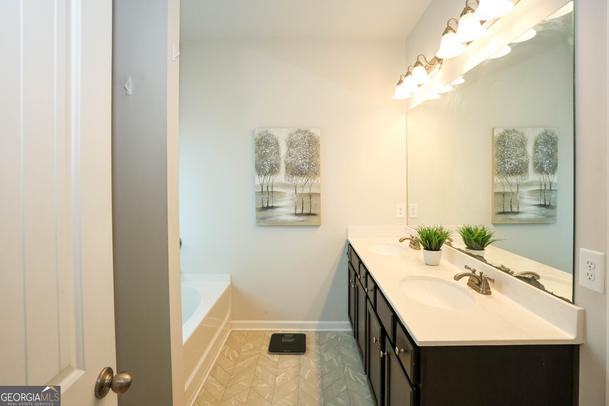 154 Laurel Cove Drive Hoschton GA 30548