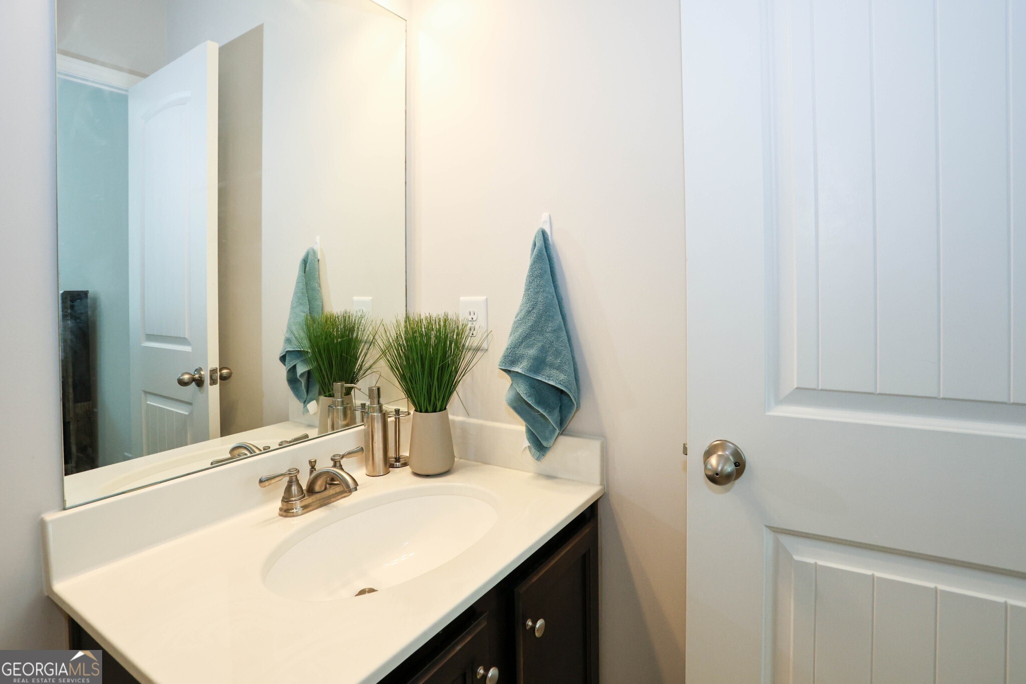 154 Laurel Cove Drive Hoschton GA 30548