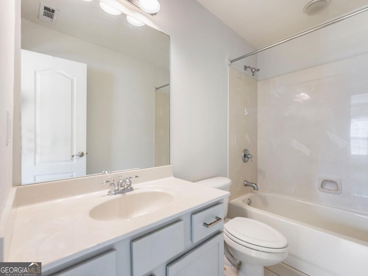 3913 Old Atlanta Station Drive SE Atlanta GA 30339