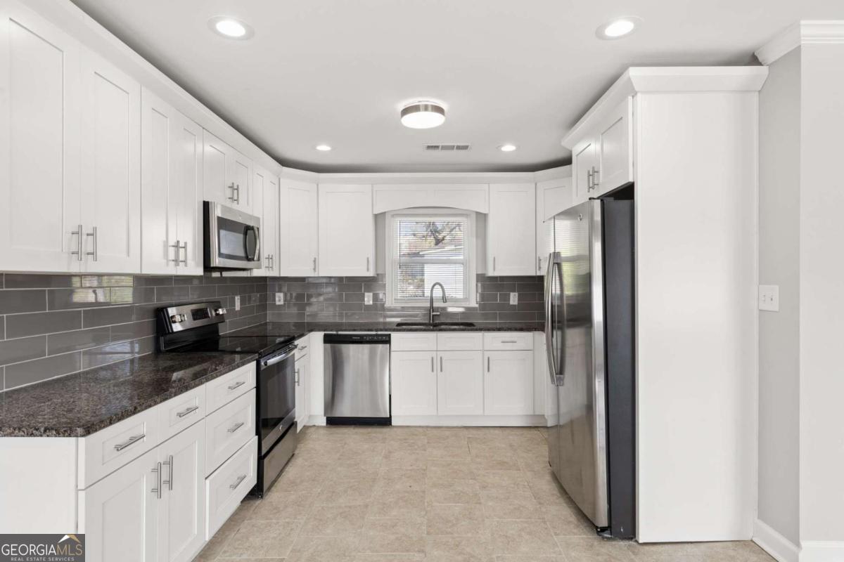 2411 Harvel Drive NW Atlanta GA 30318