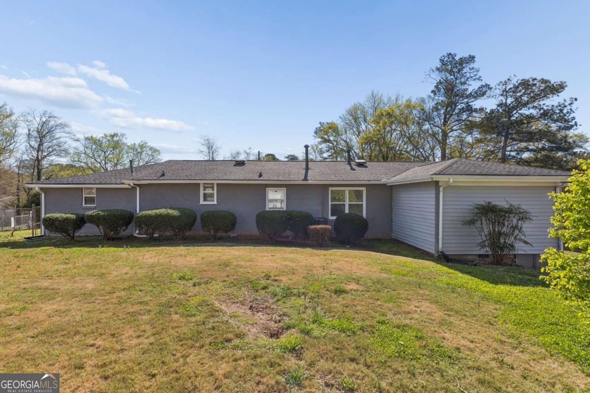 2411 Harvel Drive NW Atlanta GA 30318