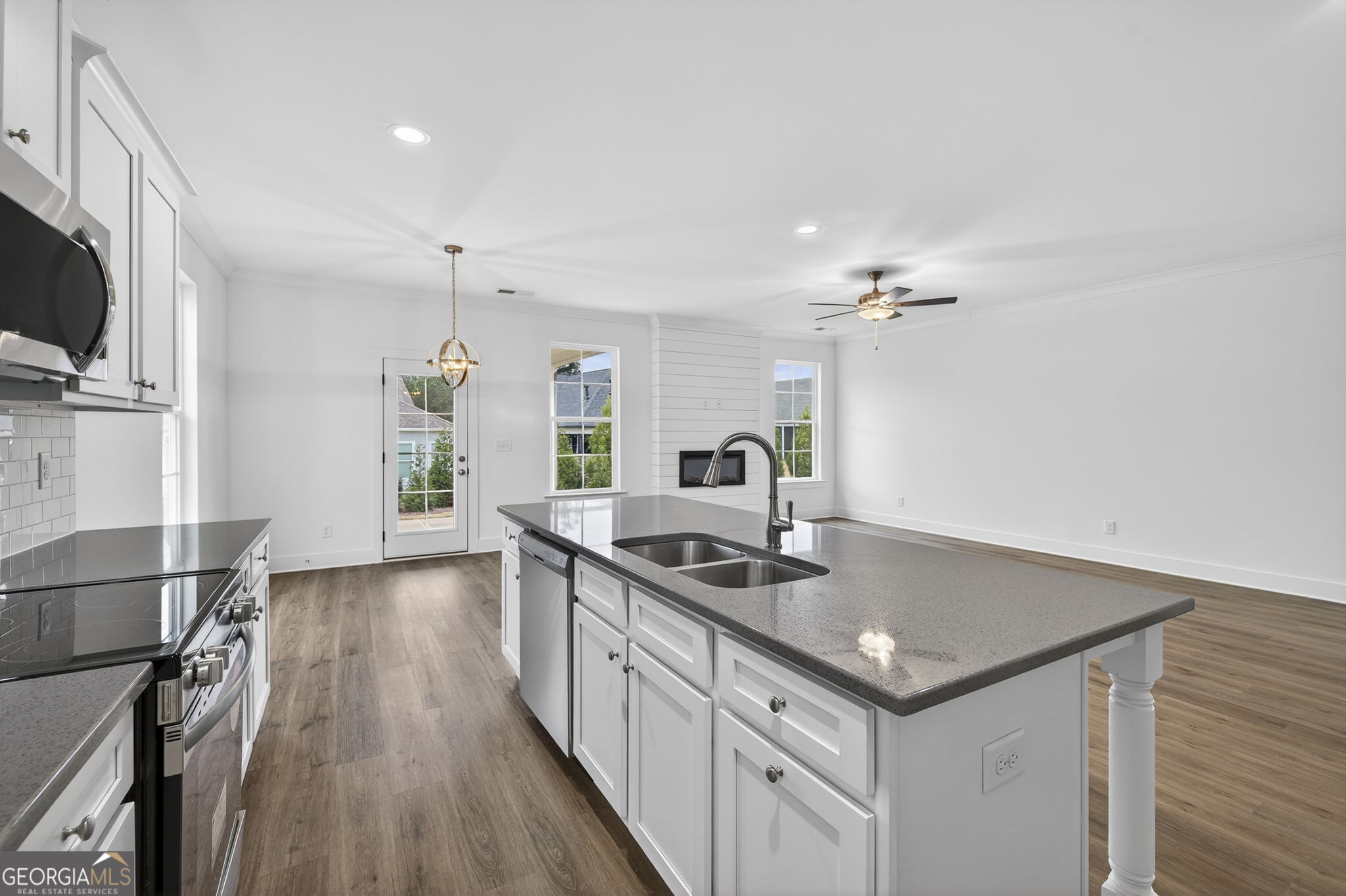 1541 Lake Drive Greensboro GA 30642