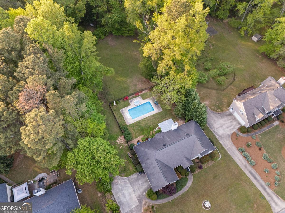 195 Galway Bend Tyrone GA 30290