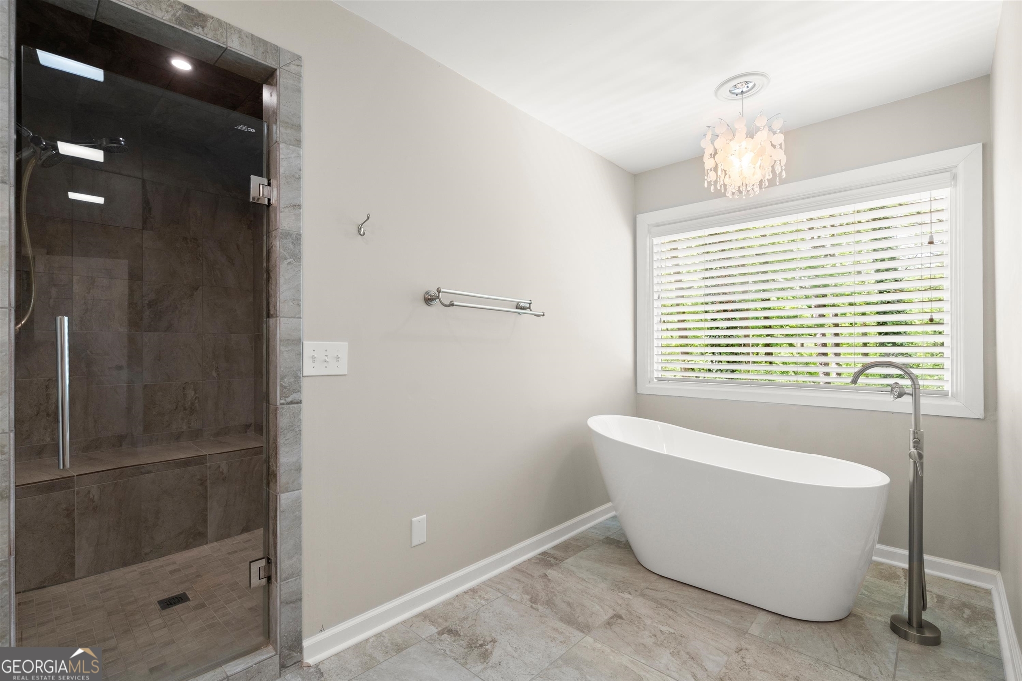 9335 Huntcliff Trace Atlanta GA 30350