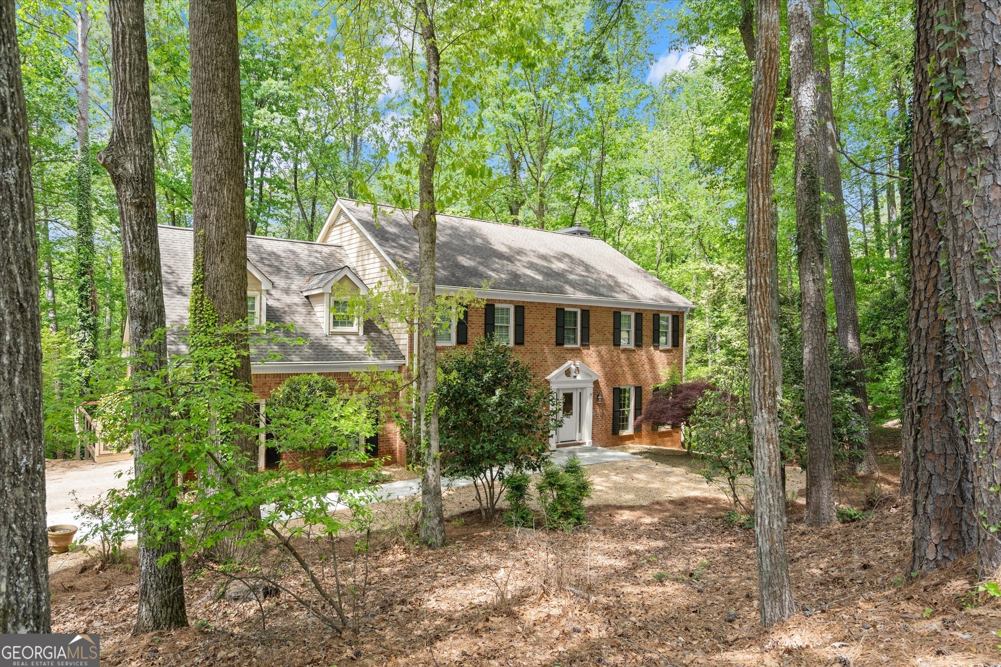 9335 Huntcliff Trace Atlanta GA 30350
