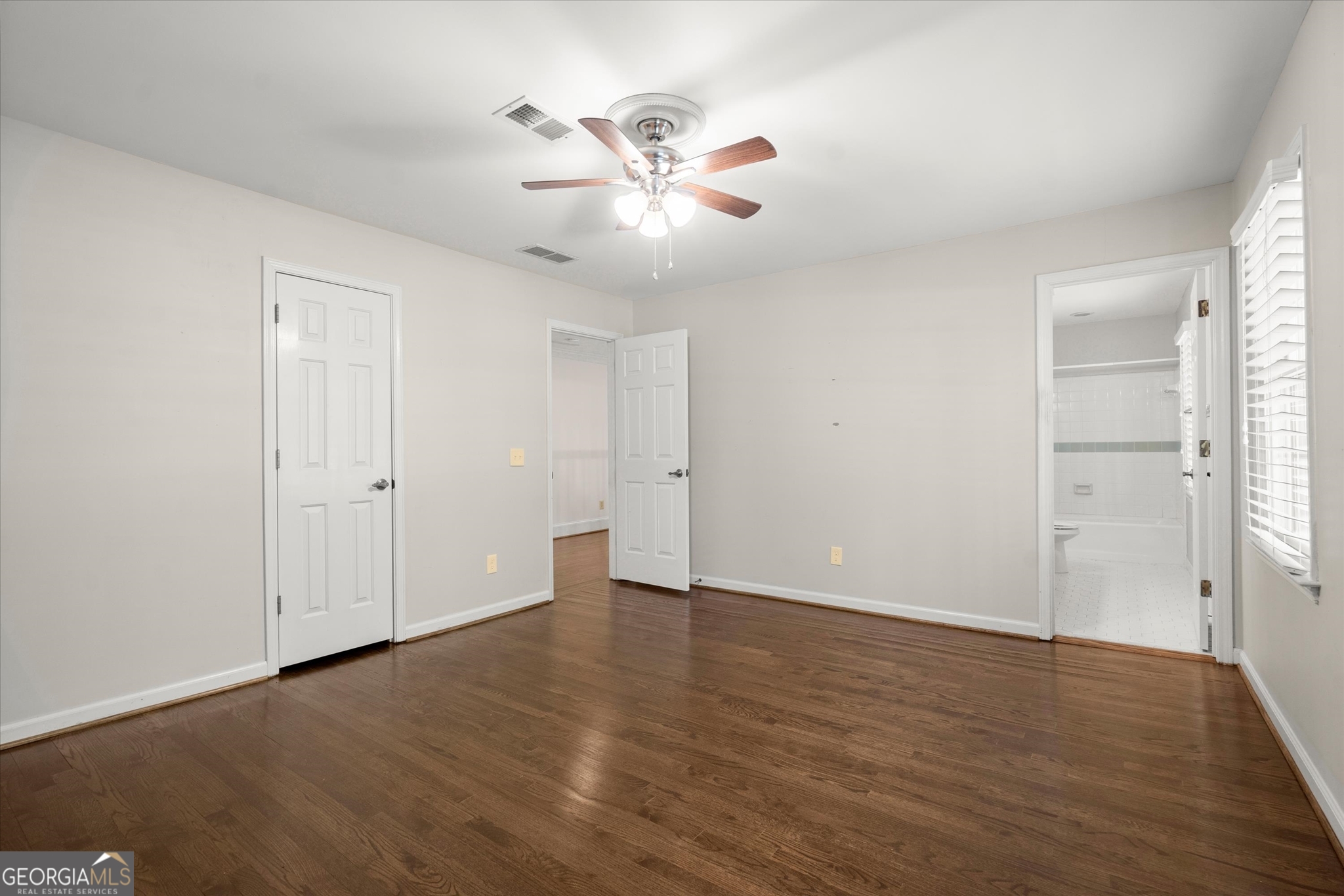 9335 Huntcliff Trace Atlanta GA 30350