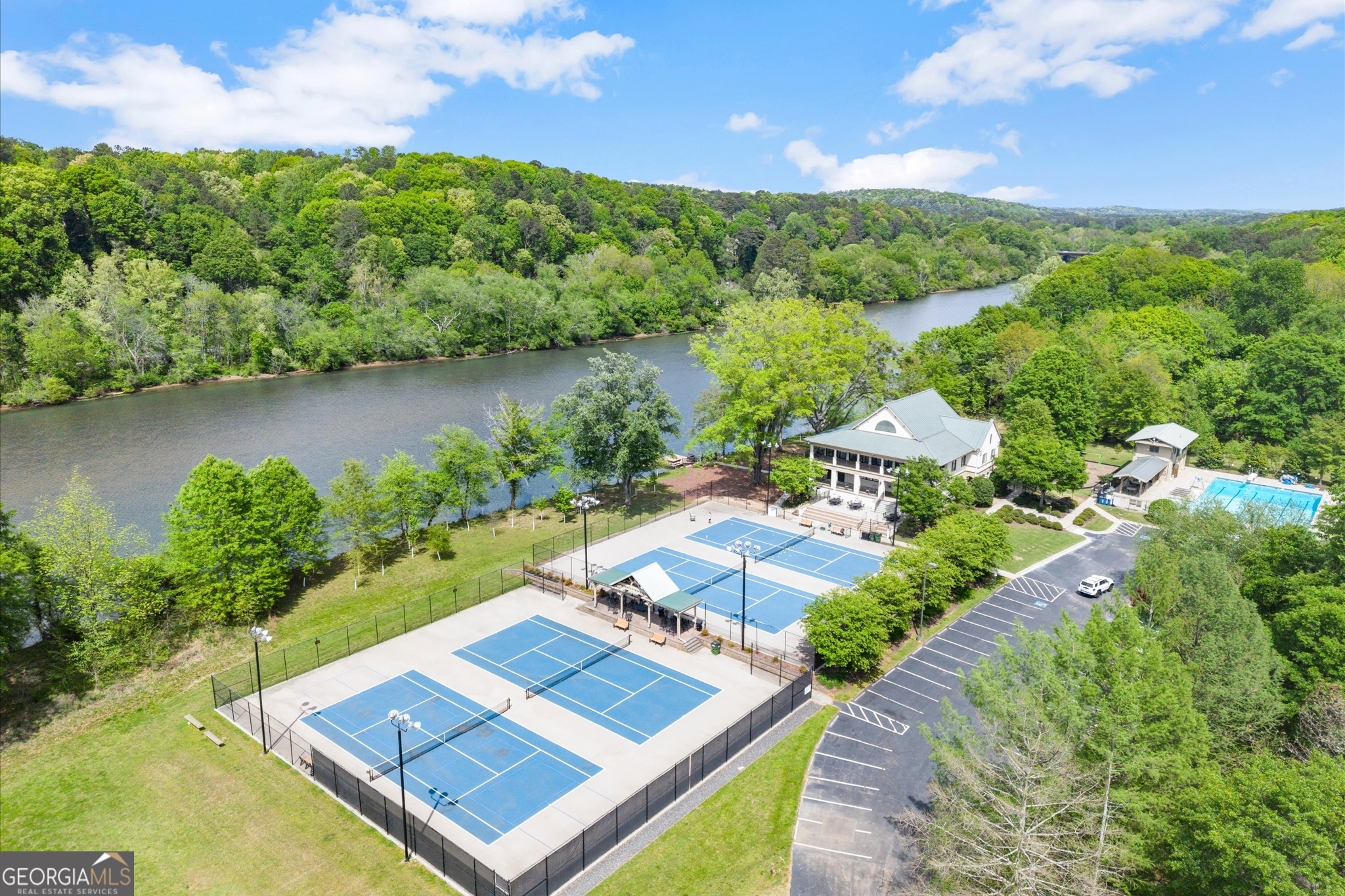 9335 Huntcliff Trace Atlanta GA 30350