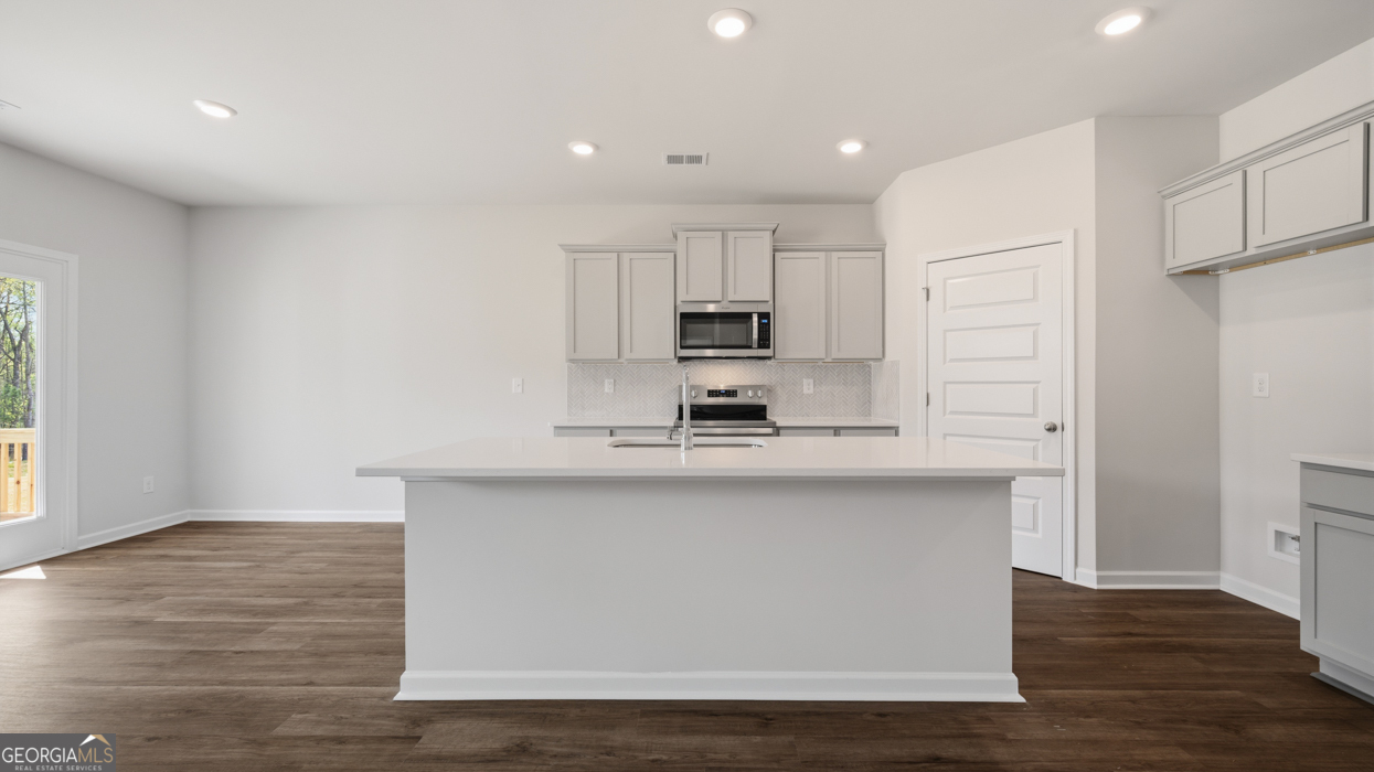 533 Great Salt Lane Hoschton GA 30548