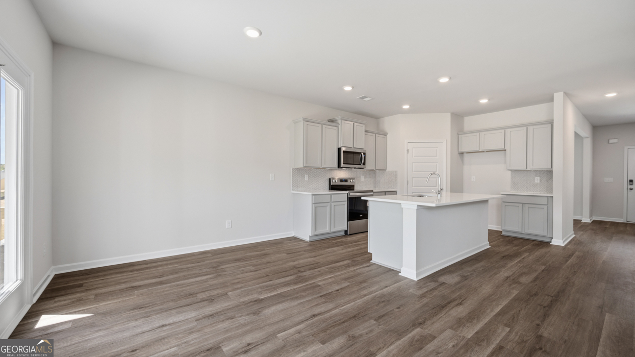 533 Great Salt Lane Hoschton GA 30548
