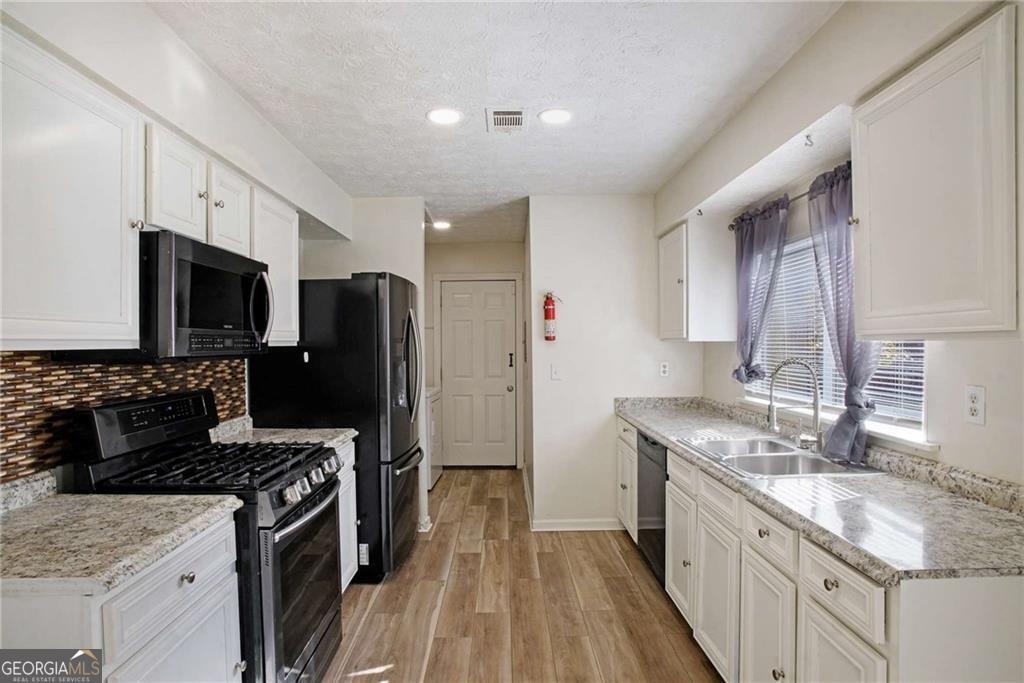 158 Ashwood Court Riverdale GA 30274