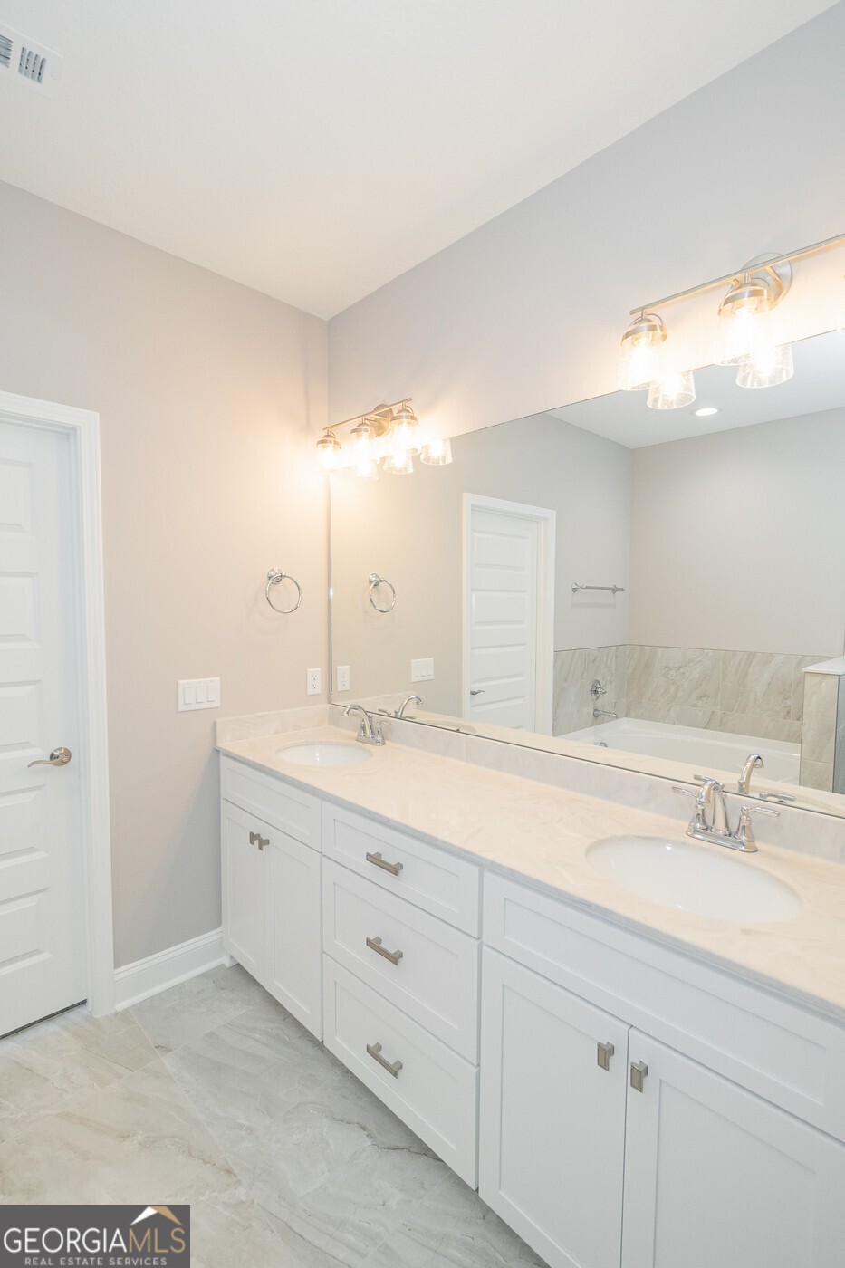 212 The Villas Way Kingsland GA 31548