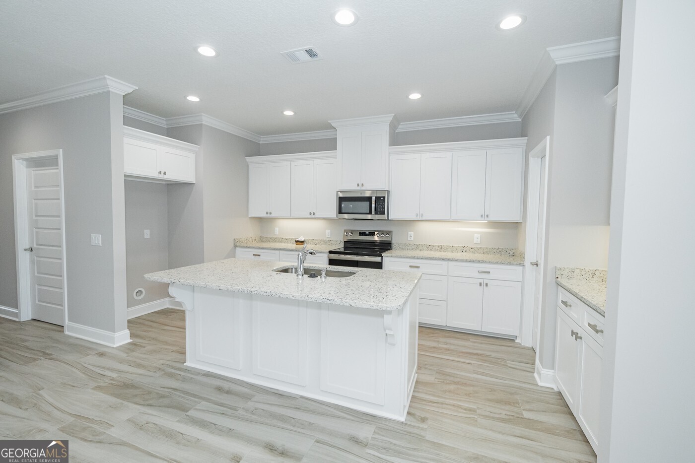 212 The Villas Way Kingsland GA 31548