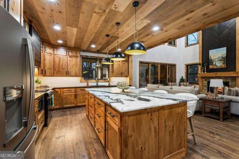 45 Shermans Court Mccaysville GA 30555