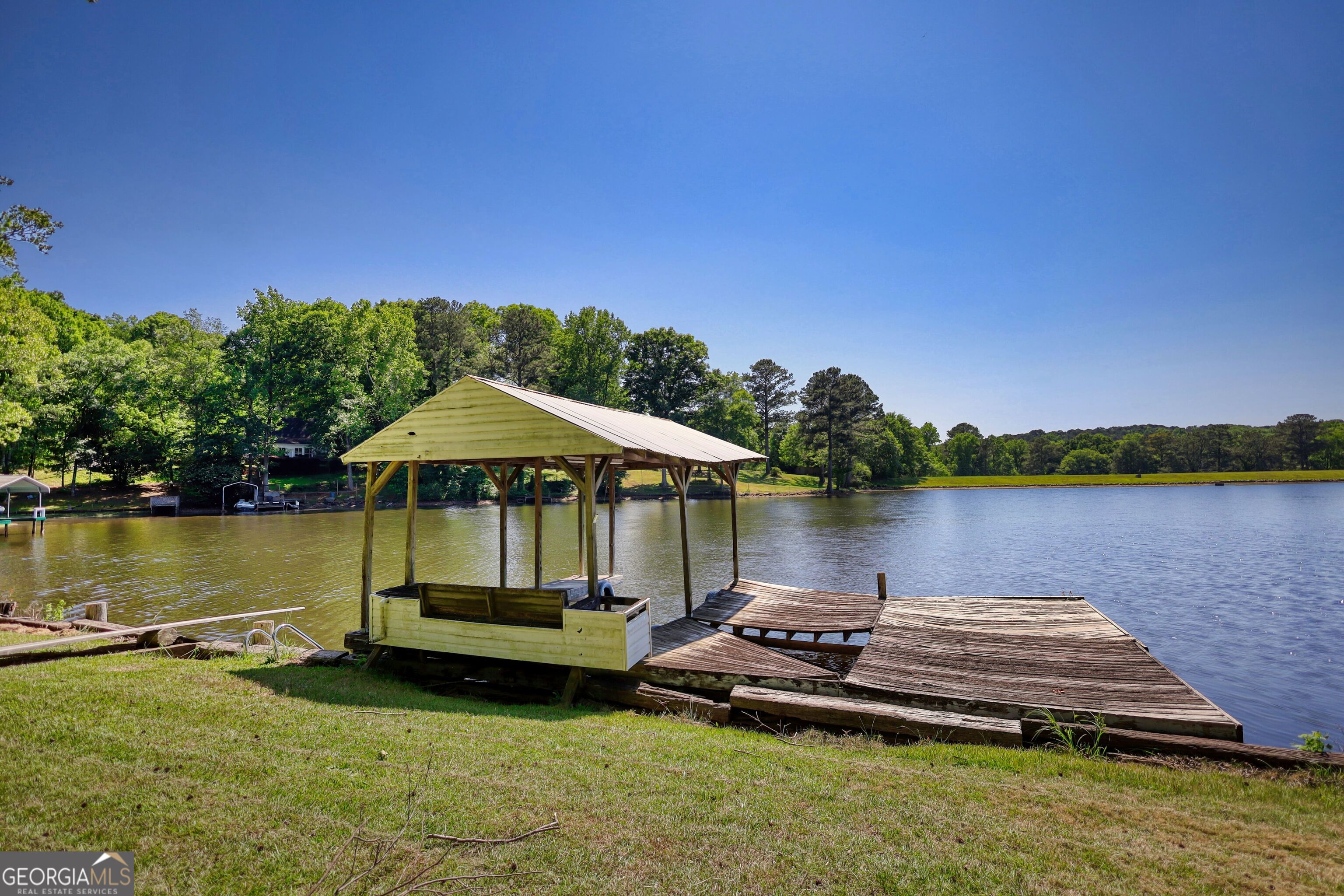 2286 NE E Lake Drive Conyers GA 30012