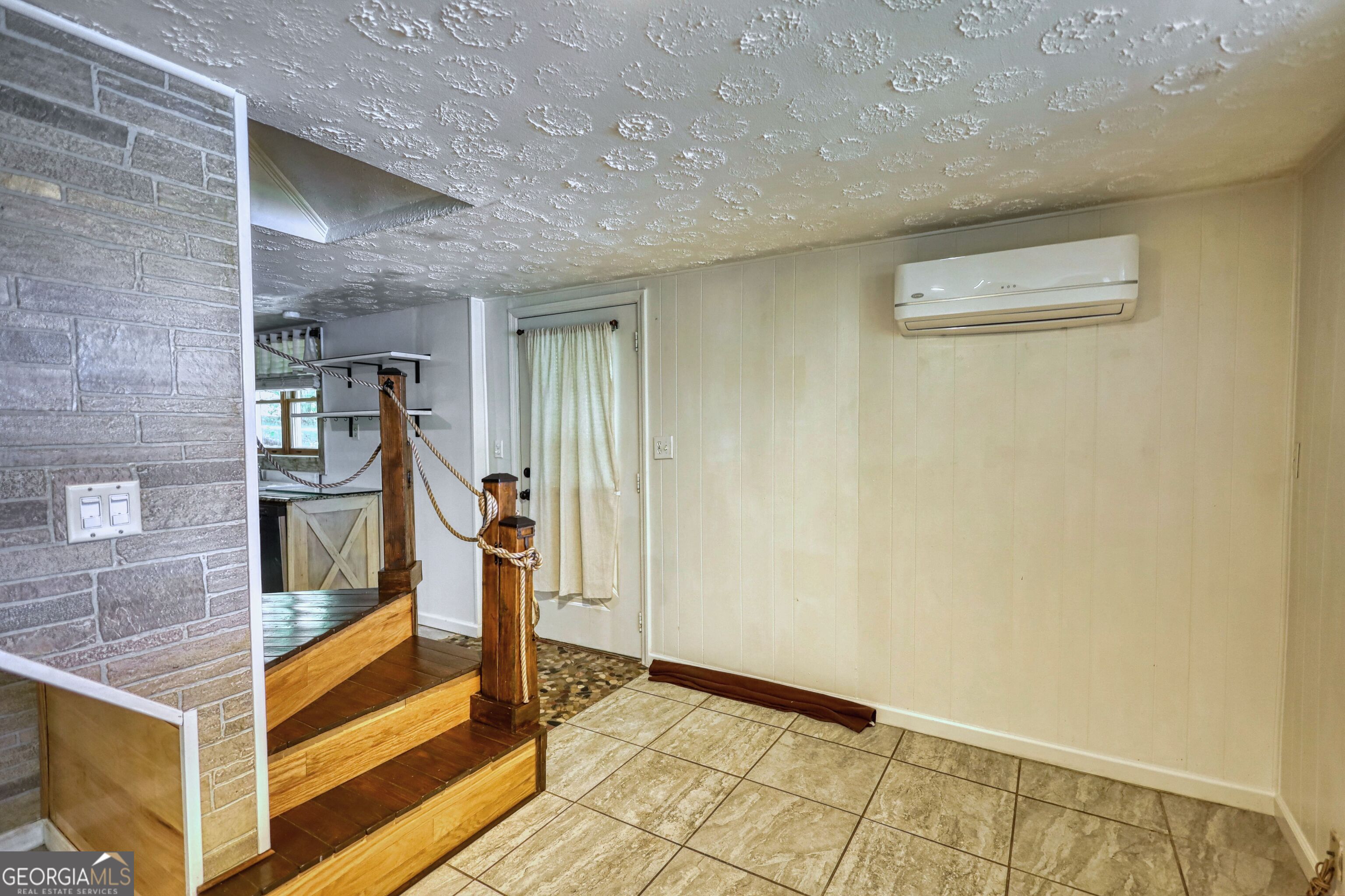 2286 NE E Lake Drive Conyers GA 30012