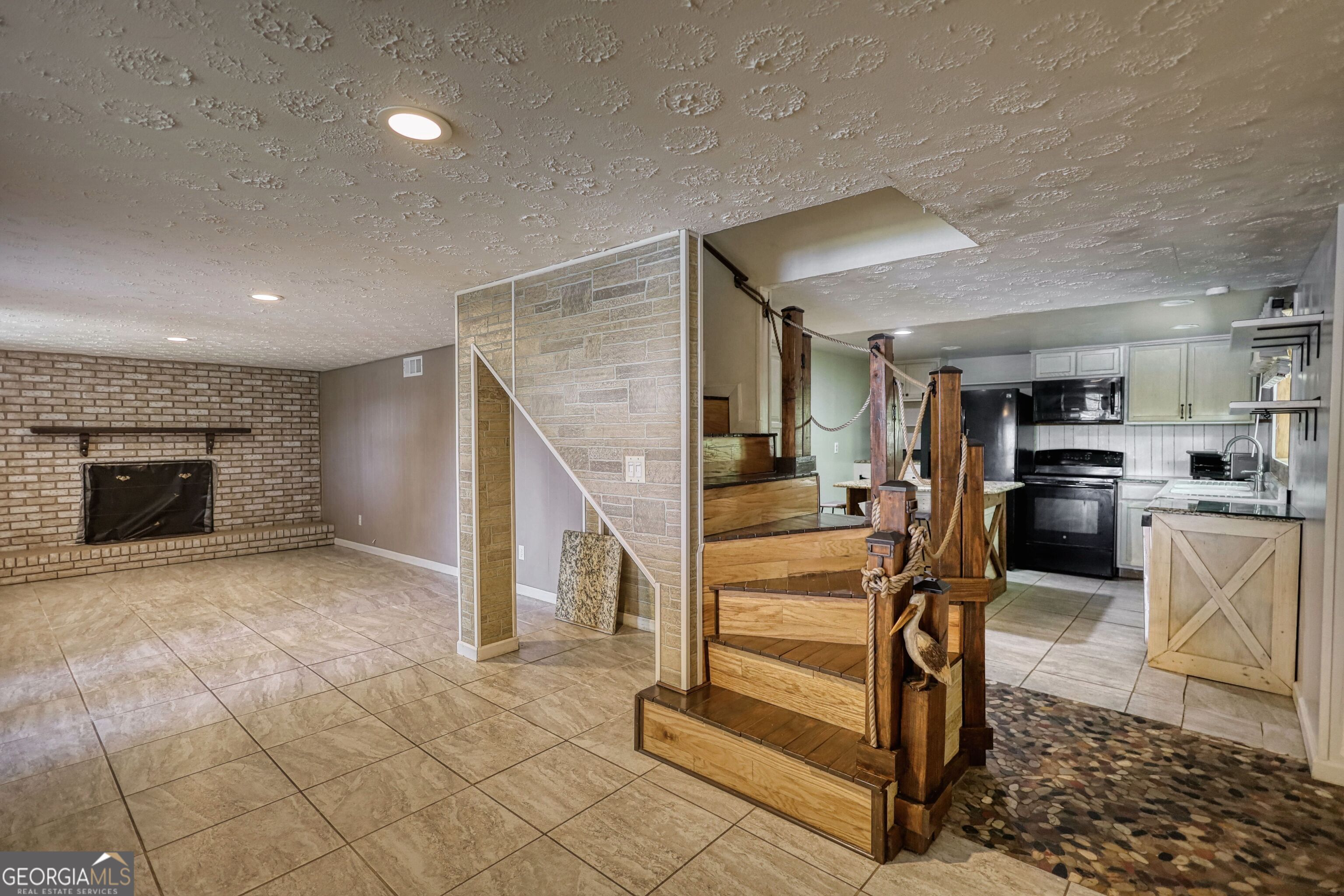2286 NE E Lake Drive Conyers GA 30012