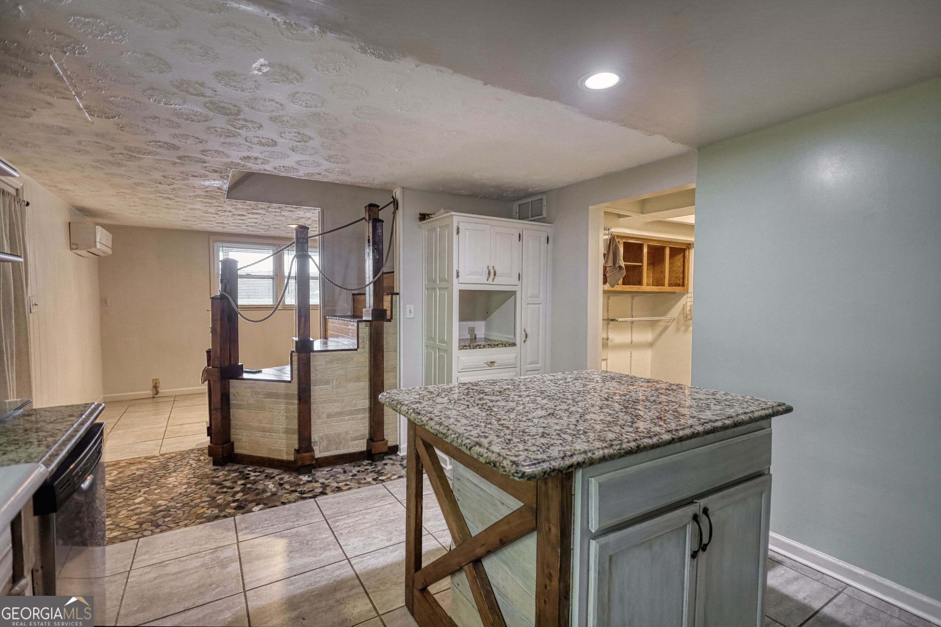 2286 NE E Lake Drive Conyers GA 30012