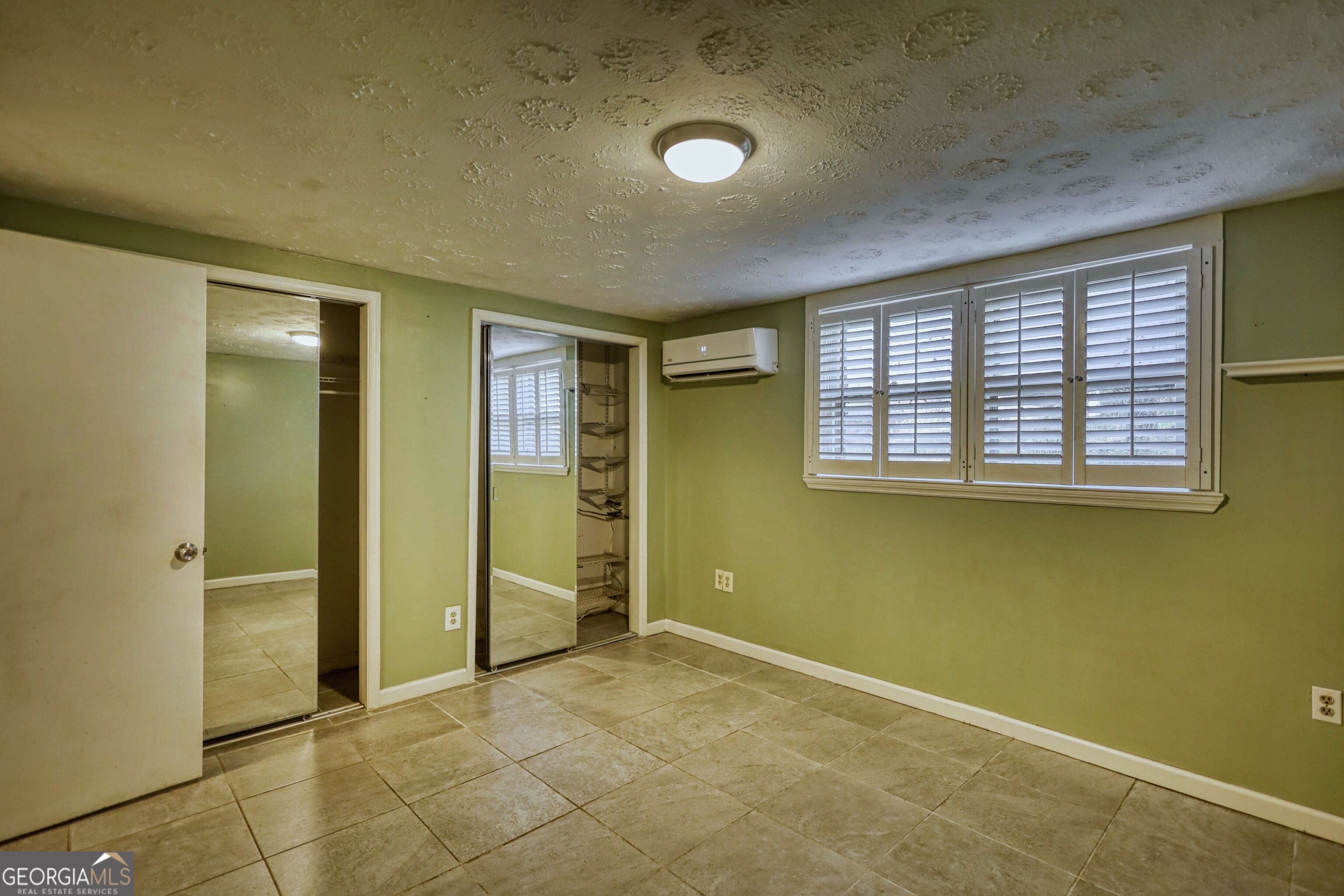 2286 NE E Lake Drive Conyers GA 30012